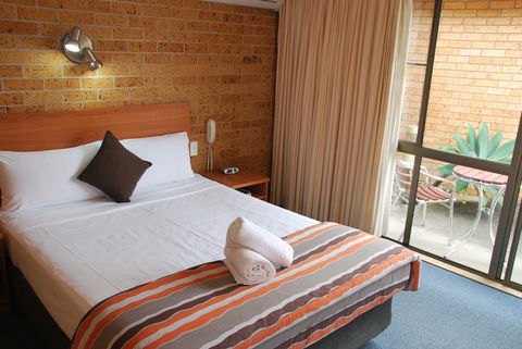 Port O'Call Motel - Dalby Accommodation 1