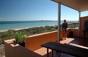 Ceduna Shelly Beach Caravan Park Cabins - Dalby Accommodation 7