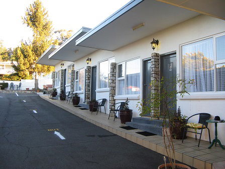 White Manor Motel - Dalby Accommodation 1