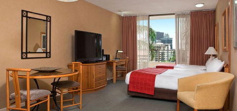 Summit Apartments Hotel - Dalby Accommodation 2