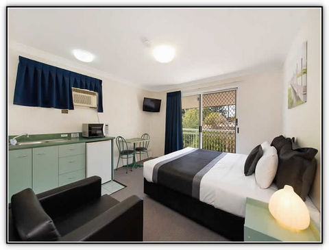 Chermside Court Motel - Dalby Accommodation 3