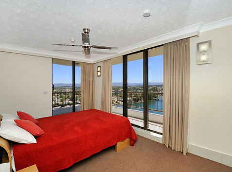 Alexander Holiday Apartments - Dalby Accommodation 1