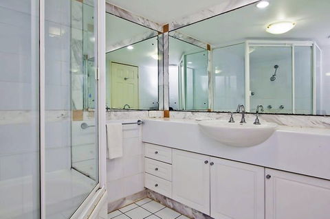 Villas De La Mer - Dalby Accommodation 3