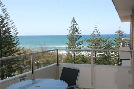 Wyuna Beachfront Apartments - Dalby Accommodation 6