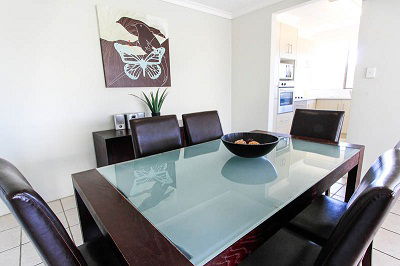 Seacrest Beachfront Holiday Apartments - Dalby Accommodation 5