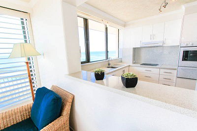 Seacrest Beachfront Holiday Apartments - Dalby Accommodation 10