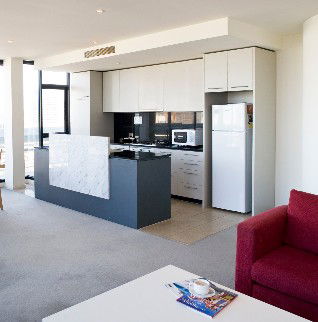 Quest Hero On Russell - Dalby Accommodation 3