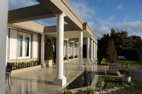 Norwood House Motel & Reception Centre - Dalby Accommodation 0