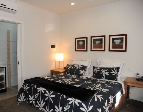 Norwood House Motel & Reception Centre - Dalby Accommodation 2