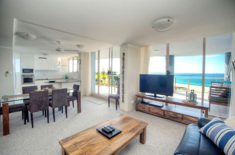 Beaches International - Dalby Accommodation 4