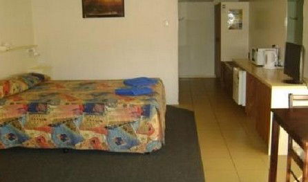 Airport Motel Alice Springs - Dalby Accommodation 1