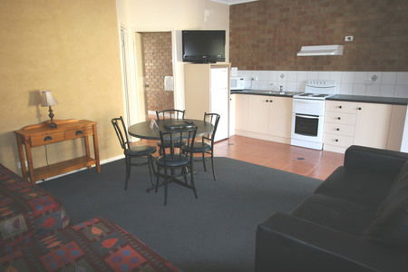 Bridges On Meninya Motel & Apartments - Dalby Accommodation 4