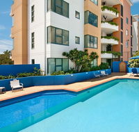 Santorini on Mudjimba - Dalby Accommodation