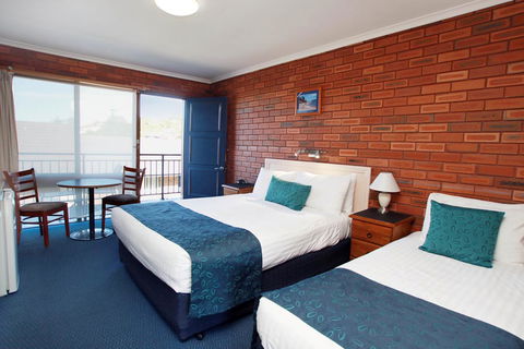 Pelican Motor Inn - Dalby Accommodation 0
