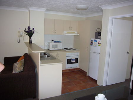 Chevron Palms - Dalby Accommodation 7