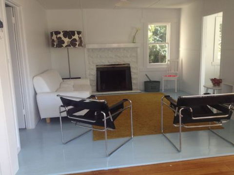 Greens Beach Cottage - Dalby Accommodation 0