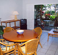Latitude 16 Holiday Apartments - Dalby Accommodation