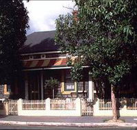 Sparrow Cottage - Dalby Accommodation