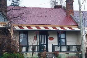 Cottage On Cimitiere - Dalby Accommodation 0