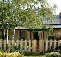 Rossmore Cottage - Dalby Accommodation