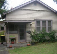 Peartree Cottage - Dalby Accommodation