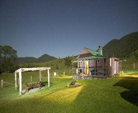 Roseleigh Cottage - Dalby Accommodation 0