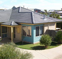 Surfcoast Cottages - Dalby Accommodation