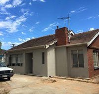 Adelaide Rooms - Dalby Accommodation