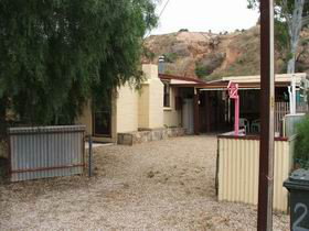 James Well SA Dalby Accommodation