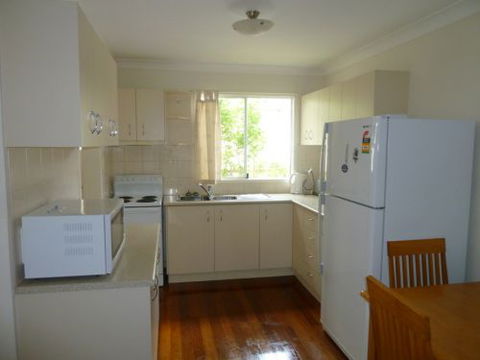Rosehill Apartments - Dalby Accommodation 2