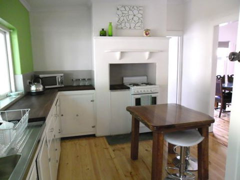 Matilda Cottage Hahndorf - Dalby Accommodation 2