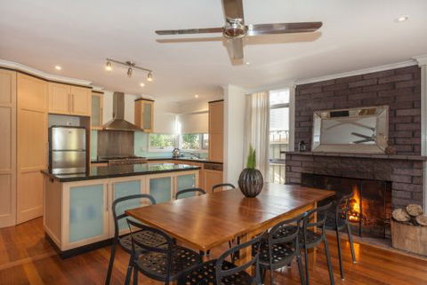 Amour Eva Retreats  - Dalby Accommodation 4