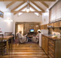 Ellie's Cottage Collection - Ellie's Townhouse - Dalby Accommodation