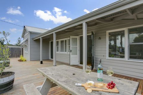 Blakiston House - Dalby Accommodation 4