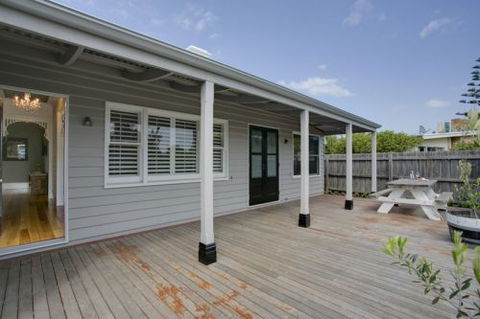 Blakiston House - Dalby Accommodation 5