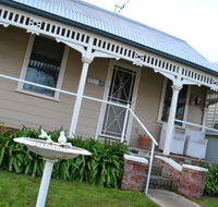 The Little Bird House - Dalby Accommodation