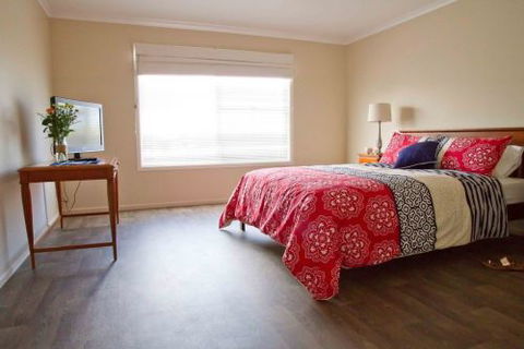 Coral Sands Luxury Beach House - Dalby Accommodation 4