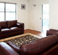 Executive Oasis Narribri Serviced Apartments - Dalby Accommodation
