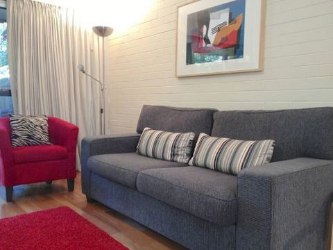 Staywest Apartments - Dalby Accommodation 2