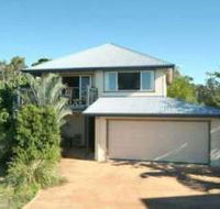 Apartment 2 Mullumbimbi Street Accommodation - Dalby Accommodation