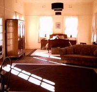 Old Parkes Convent - Dalby Accommodation