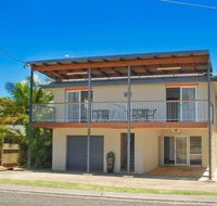 Seascape Apartments - Dalby Accommodation