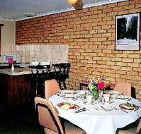 Riverfront Villas - Dalby Accommodation