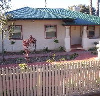 Cottage On Tottenham - Dalby Accommodation