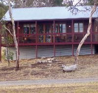 Ivybrook Vineyard Cottage - Dalby Accommodation