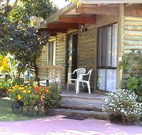 Lazy Acre Log Cabins - Dalby Accommodation