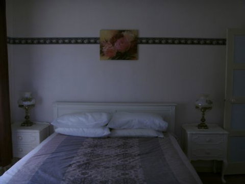 Nanna Toogood's At Eildon - Dalby Accommodation 1