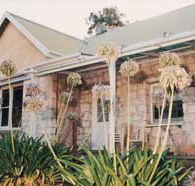 Middle River Homestead amp Cottages - Dalby Accommodation