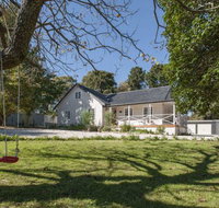 Sutton House - Dalby Accommodation