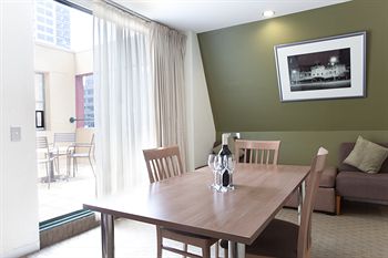 Crossley Hotel Melbourne - Dalby Accommodation 11